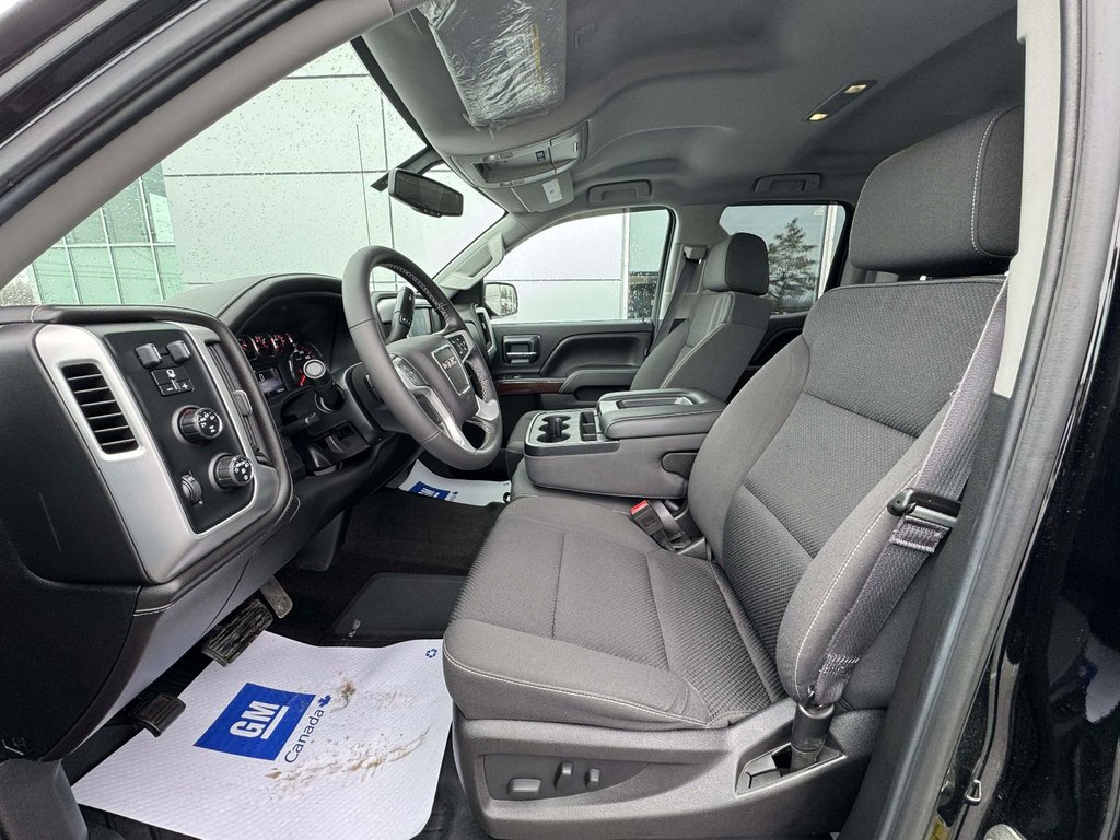 2016 GMC Sierra 1500 SLE in Tracadie-Sheila, New Brunswick - 11 - w1024h768px