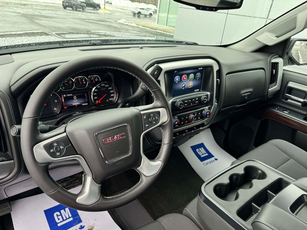 2016 GMC Sierra 1500 SLE in Tracadie-Sheila, New Brunswick - 14 - w1024h768px
