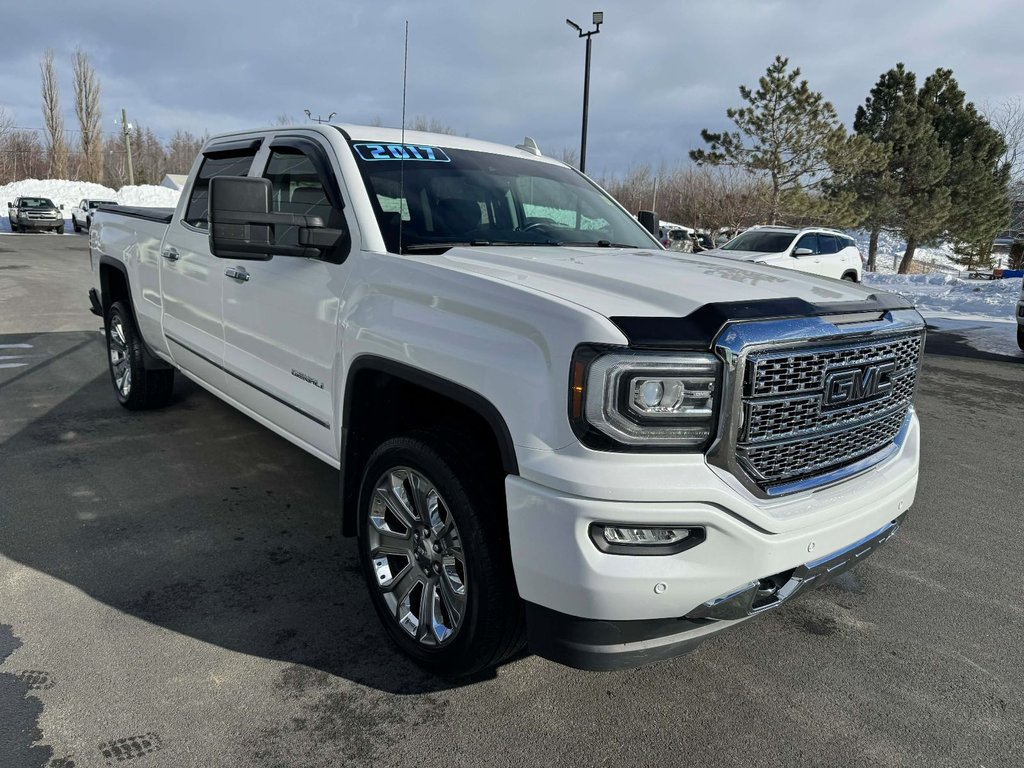 2017 GMC Sierra 1500 Denali in Tracadie-Sheila, New Brunswick - 3 - w1024h768px