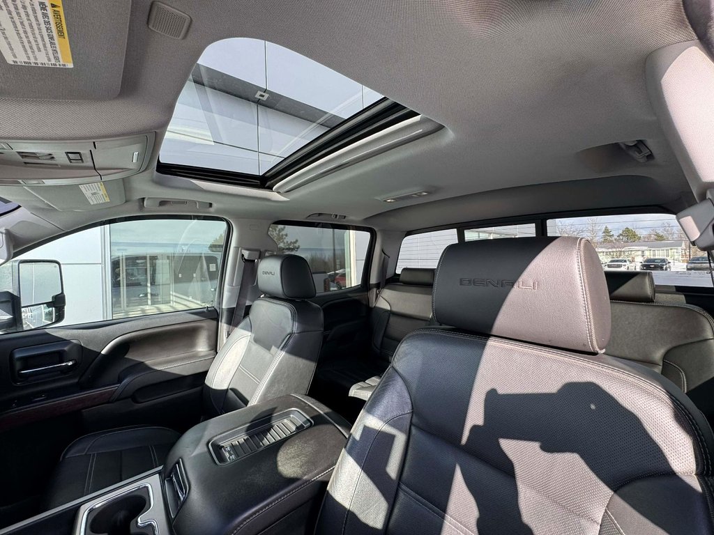 2017 GMC Sierra 1500 Denali in Tracadie-Sheila, New Brunswick - 13 - w1024h768px