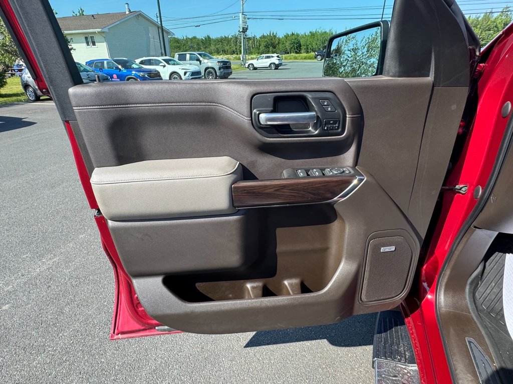 GMC Sierra 1500 SLT 2020 à Tracadie-Sheila, Nouveau-Brunswick - 9 - w1024h768px
