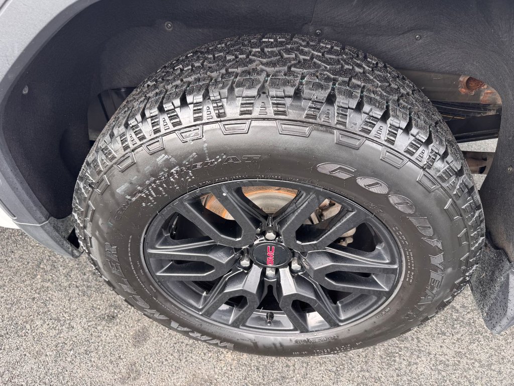 2024 GMC Sierra 1500 Elevation in Tracadie-Sheila, New Brunswick - 8 - w1024h768px