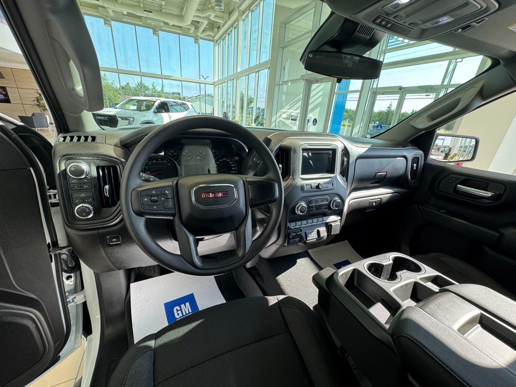 2026 GMC Sierra 1500 PRO in Tracadie-Sheila, New Brunswick - 5 - w1024h768px