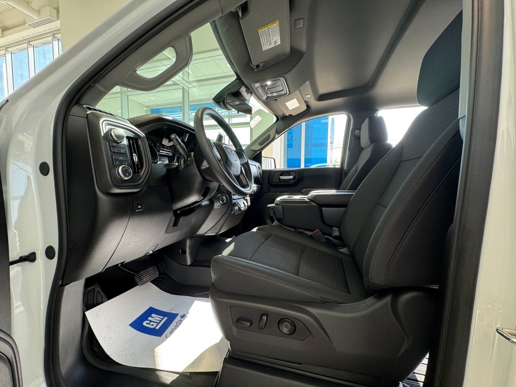 2026 GMC Sierra 1500 PRO in Tracadie-Sheila, New Brunswick - 4 - w1024h768px