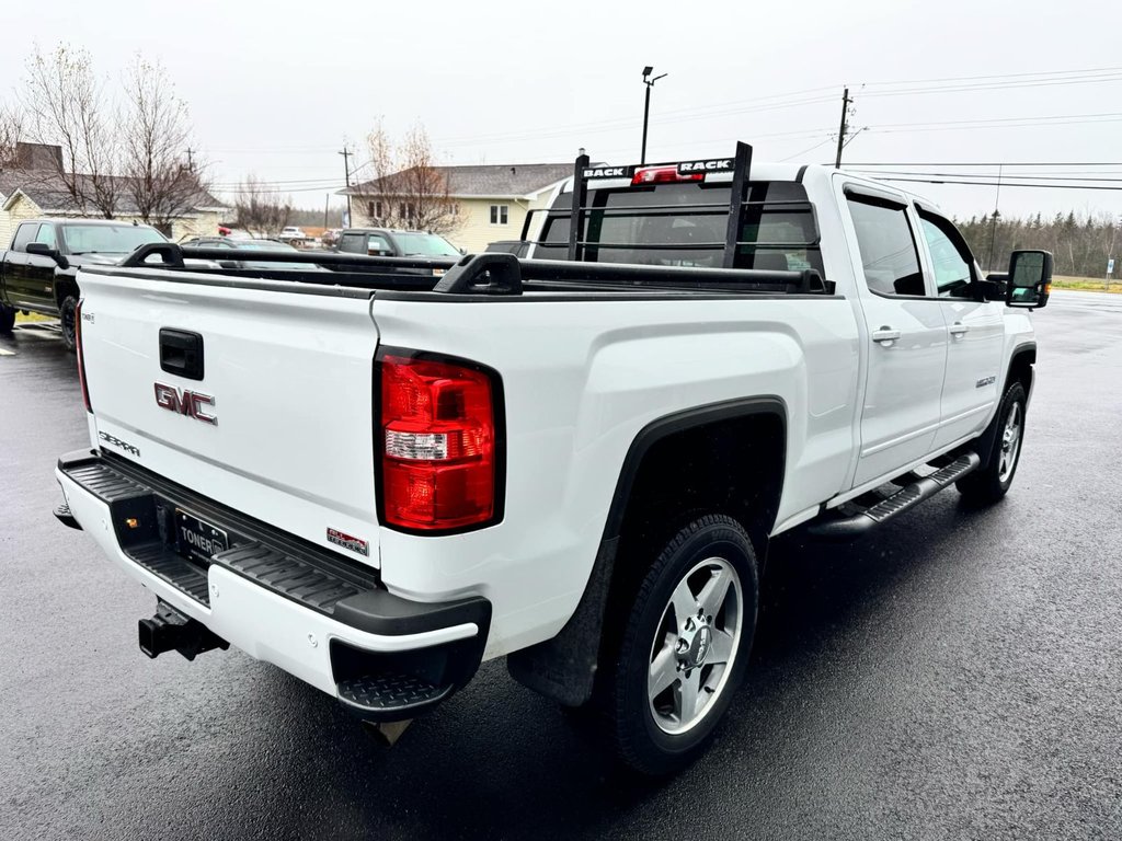 2018  Sierra 2500HD SLT in Tracadie-Sheila, New Brunswick - 7 - w1024h768px