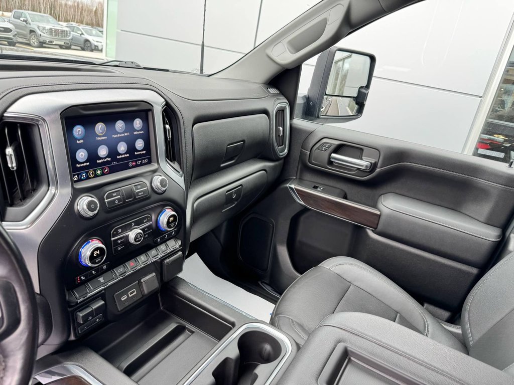 GMC Sierra 2500HD SLT 2021 à Tracadie-Sheila, Nouveau-Brunswick - 11 - w1024h768px