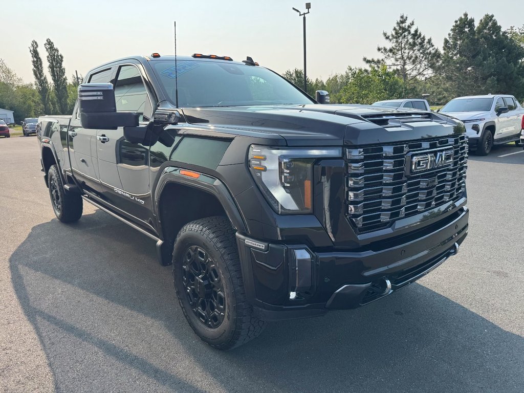 GMC Sierra 2500HD Denali Ultimate 2024 à Tracadie-Sheila, Nouveau-Brunswick - 5 - w1024h768px