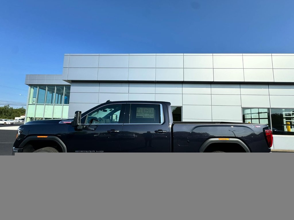 2025  Sierra 2500HD SLE in Tracadie-Sheila, New Brunswick - 3 - w1024h768px