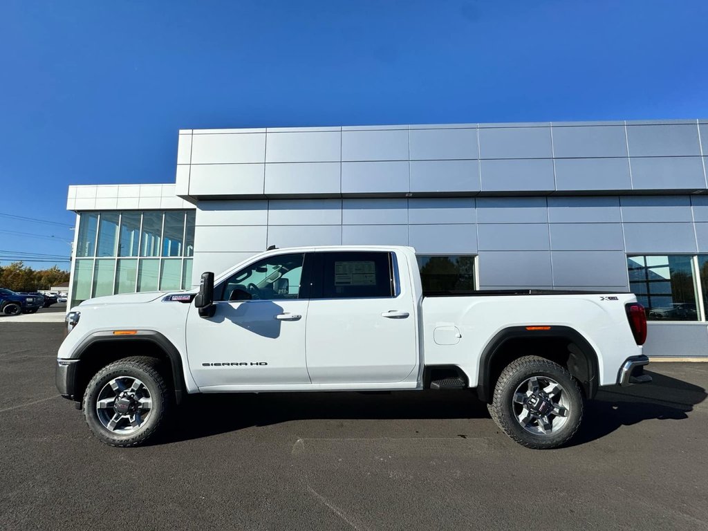 2025  Sierra 2500HD SLE in Tracadie-Sheila, New Brunswick - 2 - w1024h768px