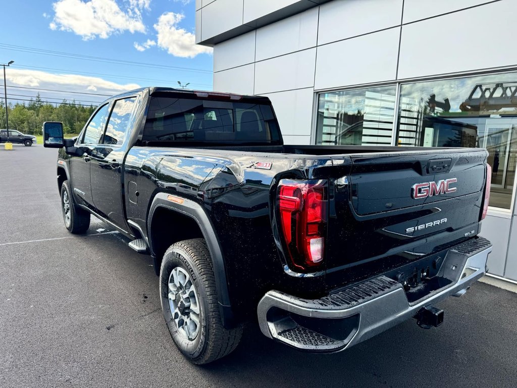 2025  Sierra 2500 SLE CREW CAB 4WD in Tracadie-Sheila, New Brunswick - 3 - w1024h768px