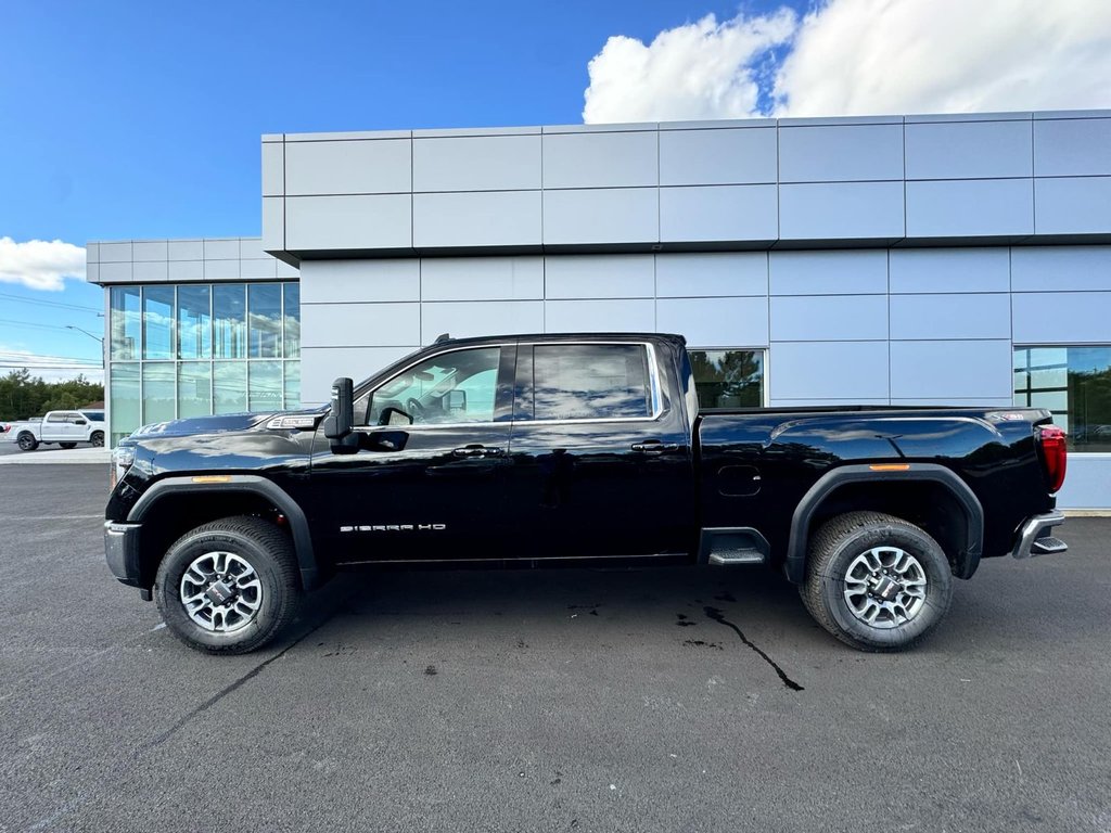 2025  Sierra 2500 SLE CREW CAB 4WD in Tracadie-Sheila, New Brunswick - 2 - w1024h768px