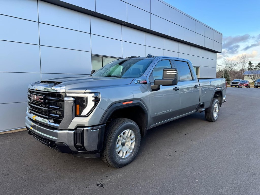 2025  Sierra 2500 PRO CREW CAB 4WD in Tracadie-Sheila, New Brunswick - 1 - w1024h768px