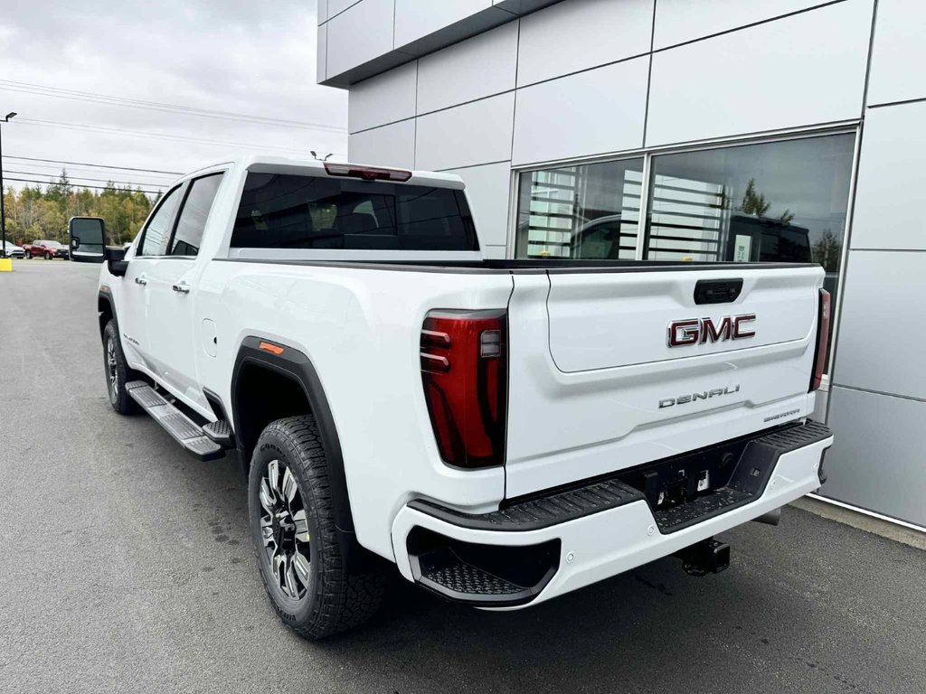 2026 GMC SIERRA 2500 DENALI CREW CAB in Tracadie-Sheila, New Brunswick - 3 - w1024h768px