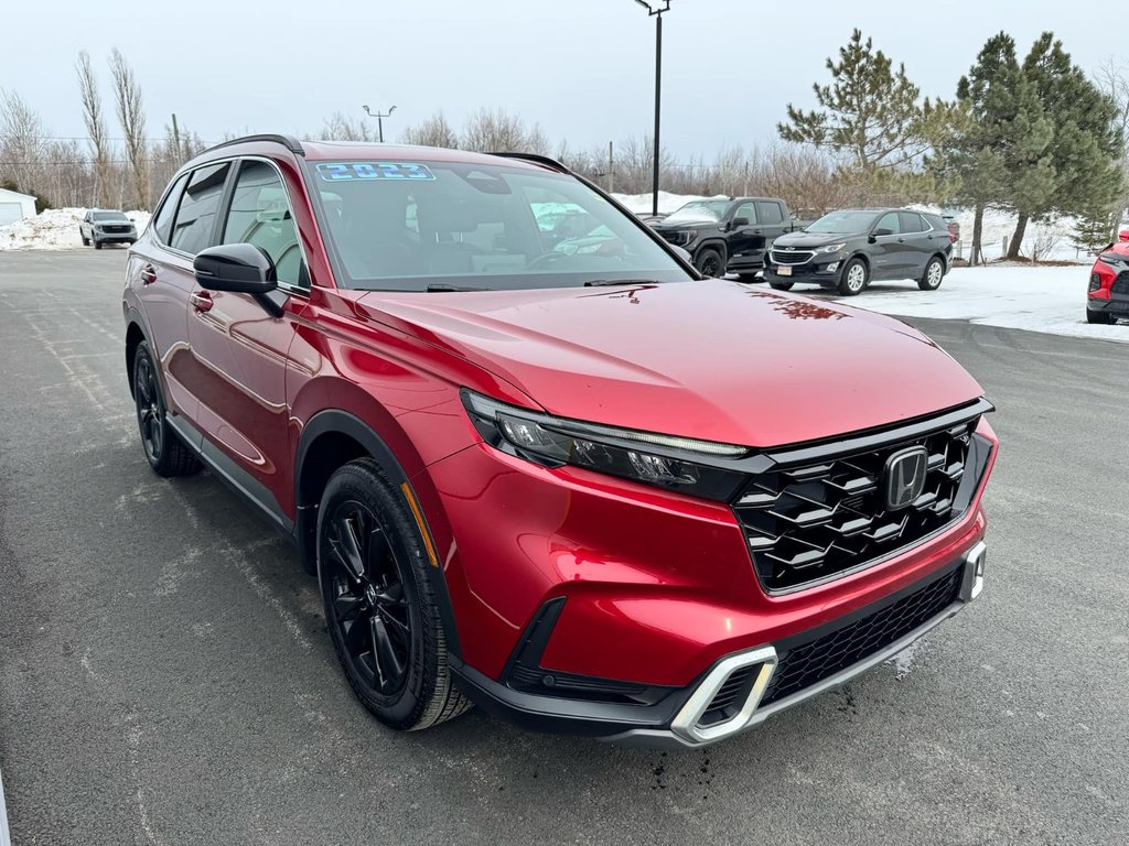 2023 Honda CR-V HYBRID Touring in Tracadie-Sheila, New Brunswick - 5 - w1024h768px