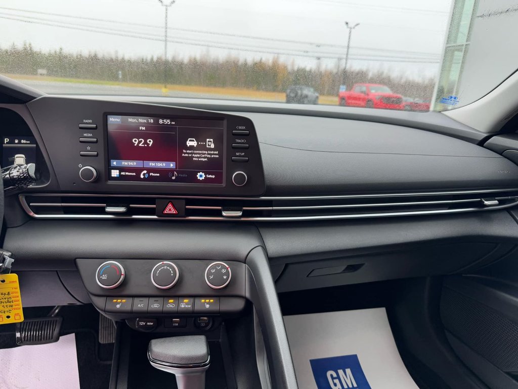 2023  Elantra Essential in Tracadie-Sheila, New Brunswick - 12 - w1024h768px