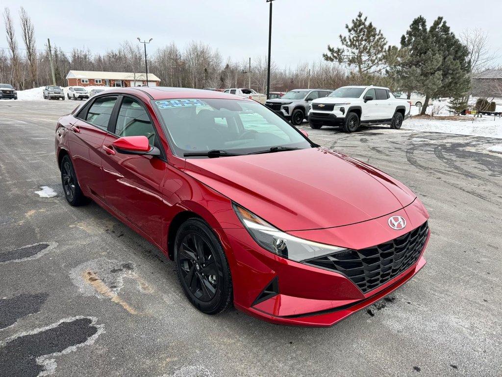 2023 Hyundai Elantra Preferred in Tracadie-Sheila, New Brunswick - 6 - w1024h768px