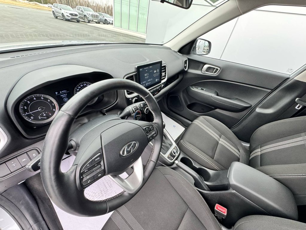 Hyundai Venue Preferred 2022 à Tracadie-Sheila, Nouveau-Brunswick - 9 - w1024h768px