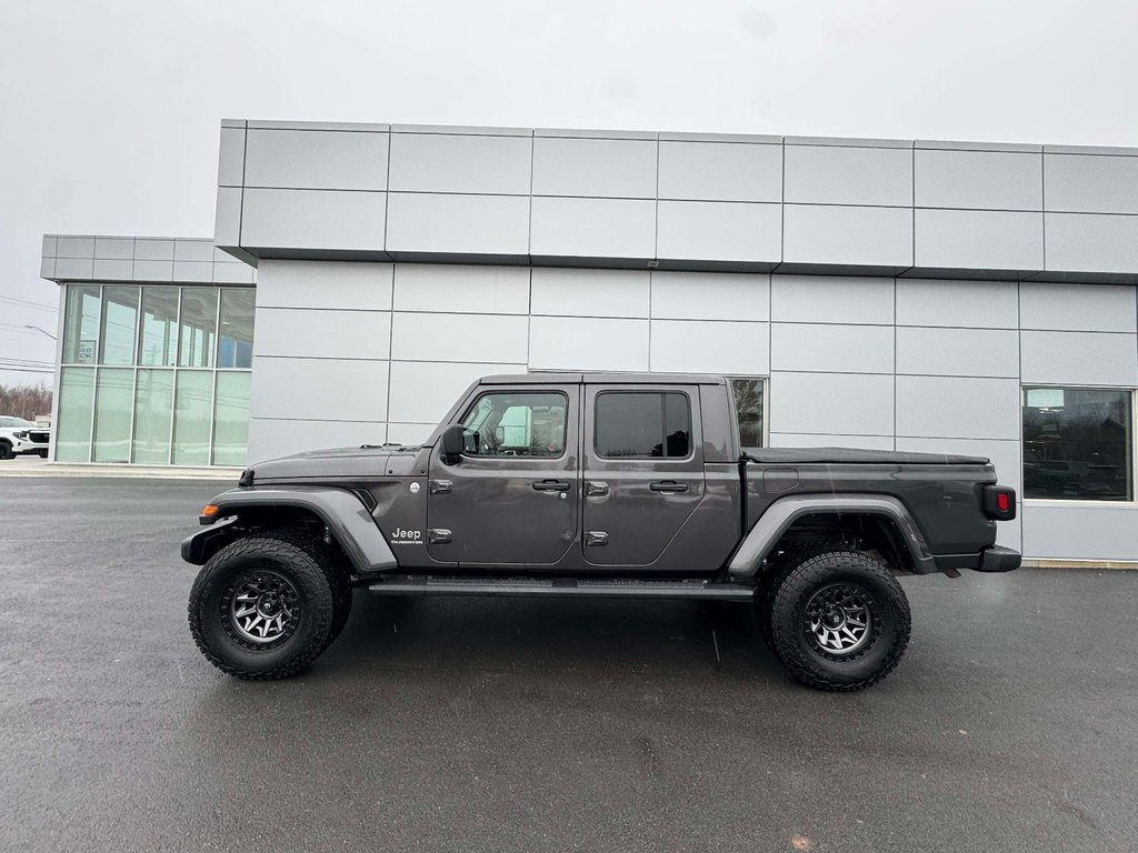 Jeep Gladiator Overland 2022 à Tracadie-Sheila, Nouveau-Brunswick - 2 - w1024h768px