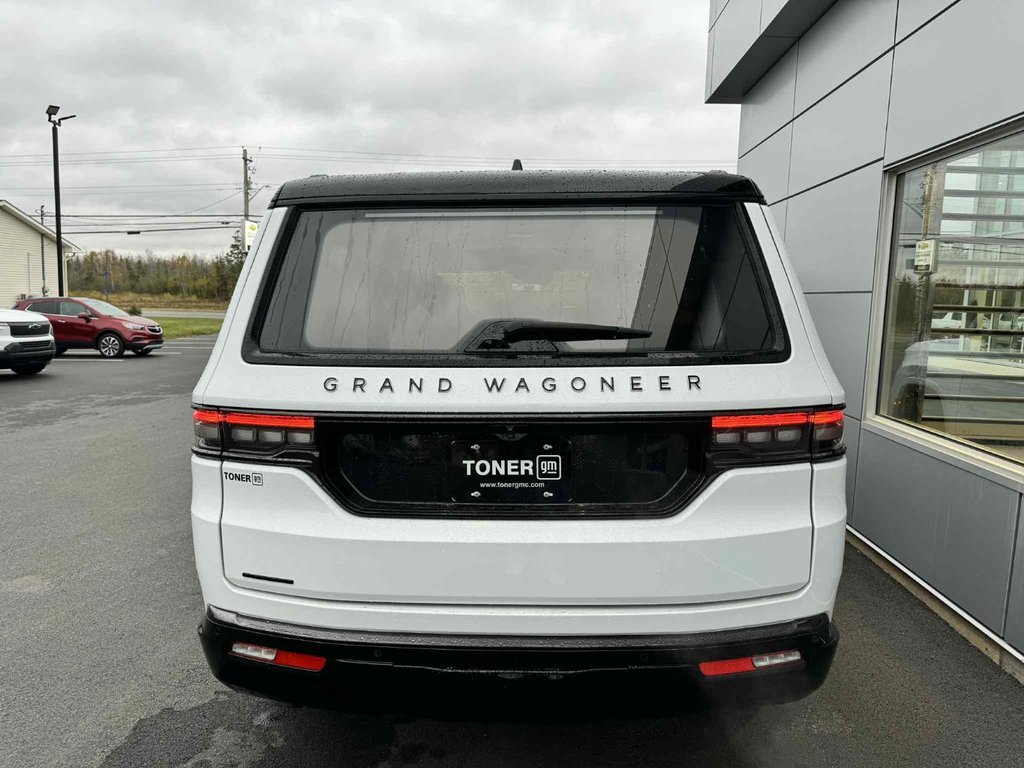2023 Jeep Grand Wagoneer Series III Obsidian in Tracadie-Sheila, New Brunswick - 4 - w1024h768px