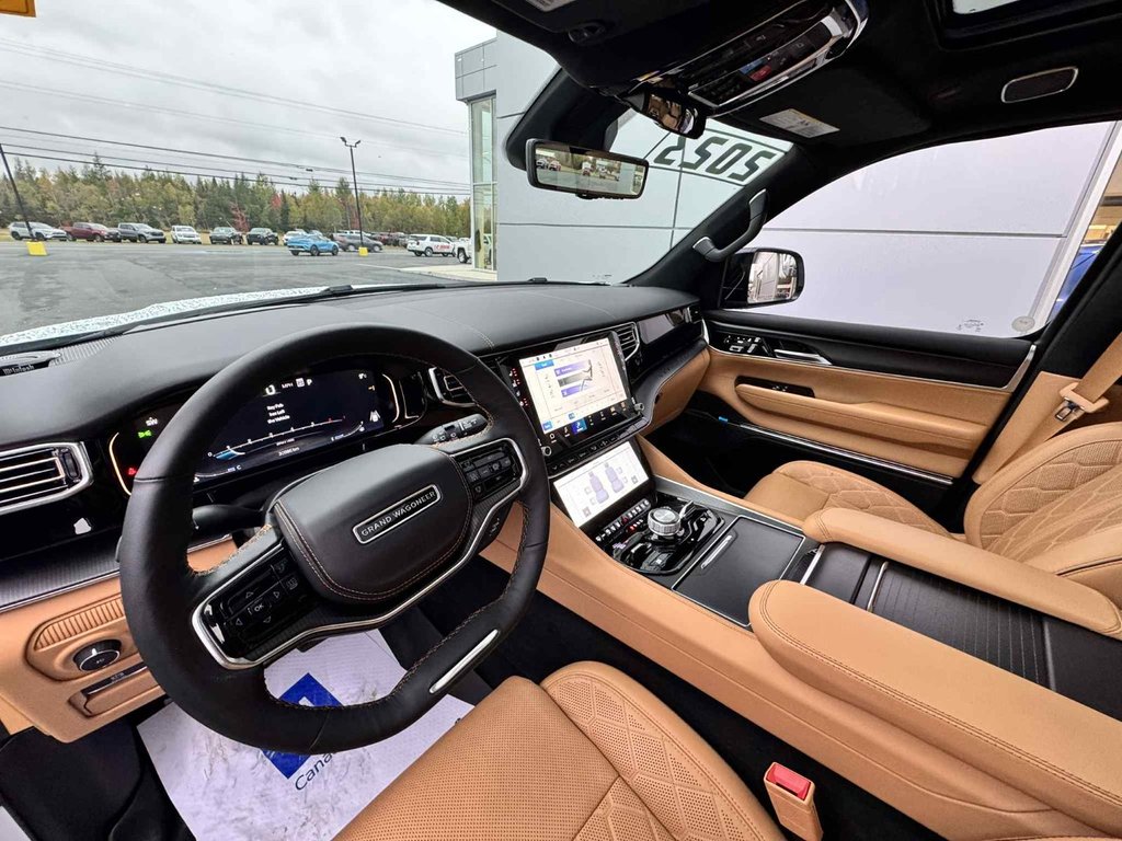 2023 Jeep Grand Wagoneer Series III Obsidian in Tracadie-Sheila, New Brunswick - 10 - w1024h768px