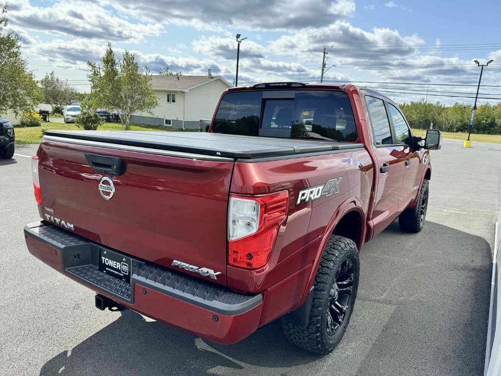2017 Nissan Titan PRO-4X in Tracadie-Sheila, New Brunswick - 3 - w1024h768px