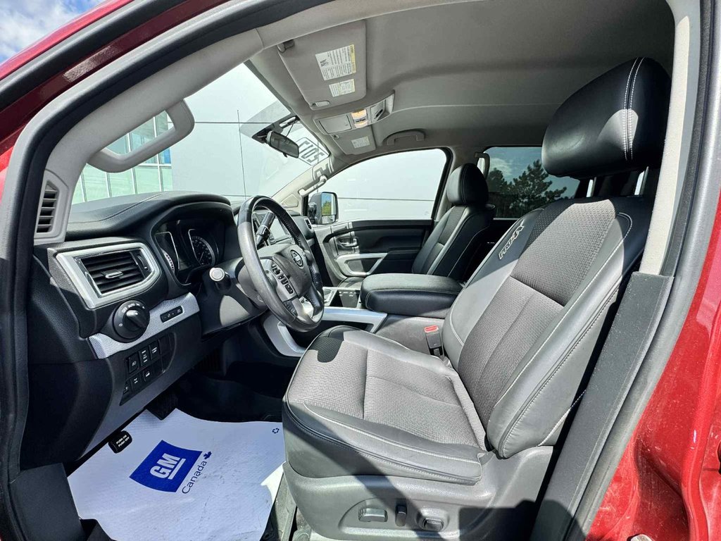 2017 Nissan Titan PRO-4X in Tracadie-Sheila, New Brunswick - 10 - w1024h768px