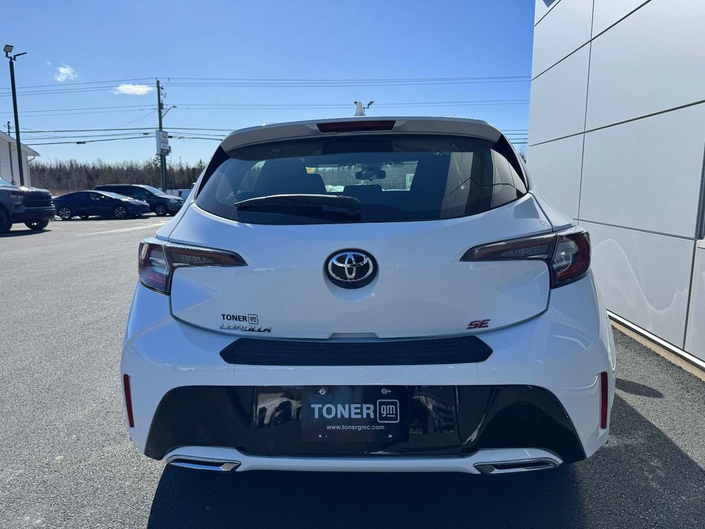 2020 Toyota Corolla Hatchback SE in Tracadie-Sheila, New Brunswick - 8 - w1024h768px