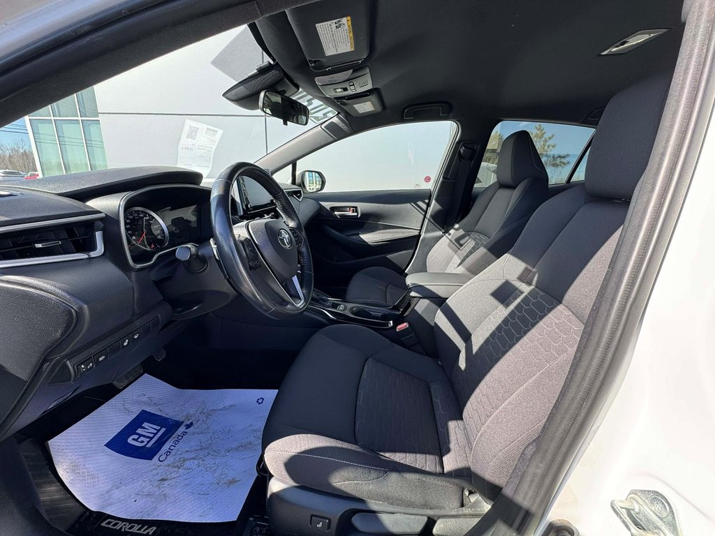 2020 Toyota Corolla Hatchback SE in Tracadie-Sheila, New Brunswick - 12 - w1024h768px