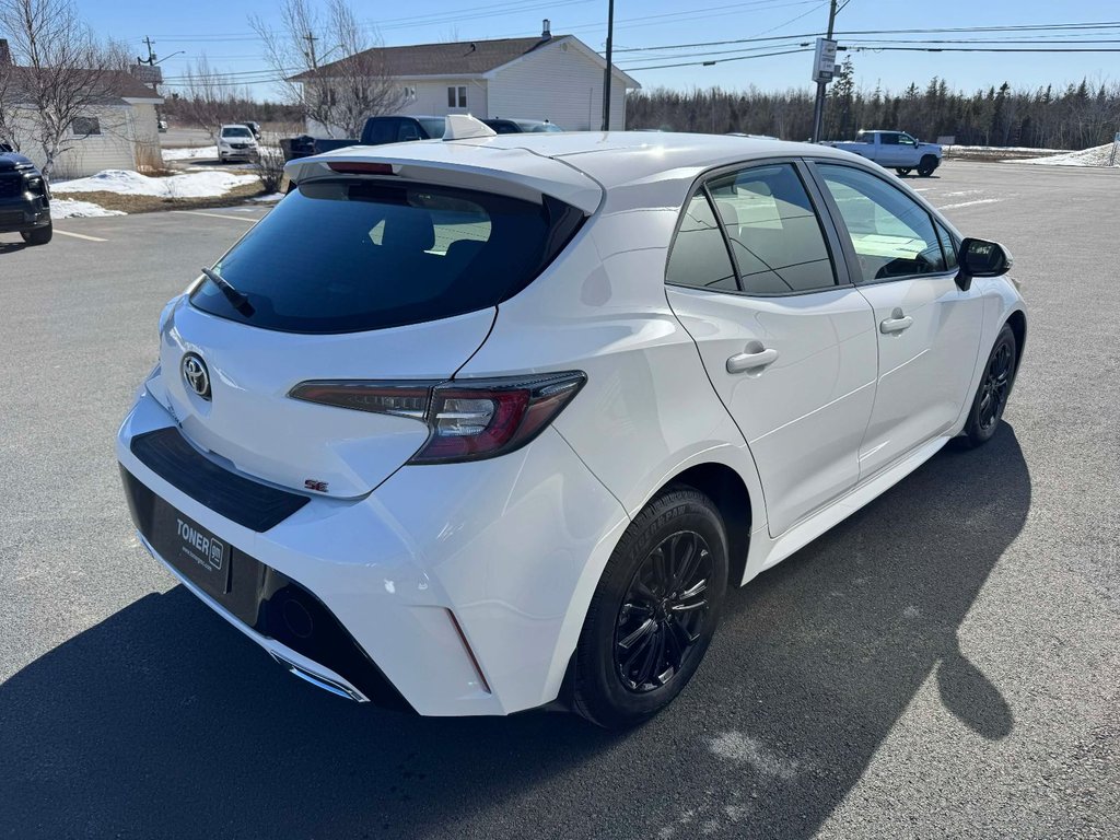 2020 Toyota Corolla Hatchback SE in Tracadie-Sheila, New Brunswick - 7 - w1024h768px