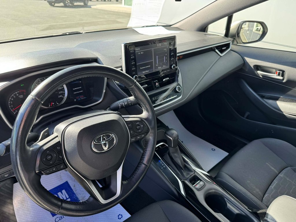 2020 Toyota Corolla Hatchback SE in Tracadie-Sheila, New Brunswick - 9 - w1024h768px