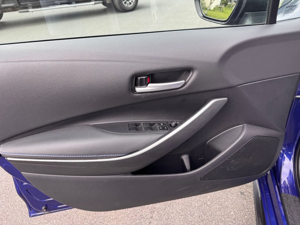 2022 Toyota Corolla SE in Tracadie-Sheila, New Brunswick - 12 - w1024h768px