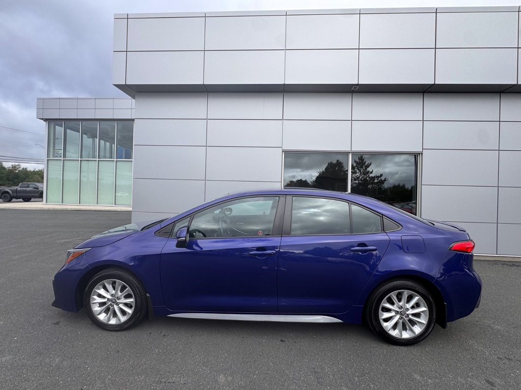 2022 Toyota Corolla SE in Tracadie-Sheila, New Brunswick - 5 - w1024h768px