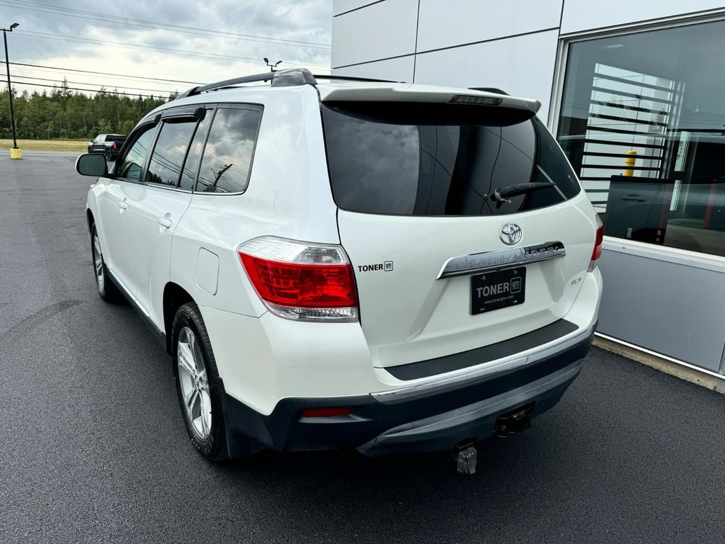 2013 Toyota Highlander Limited in Tracadie-Sheila, New Brunswick - 5 - w1024h768px