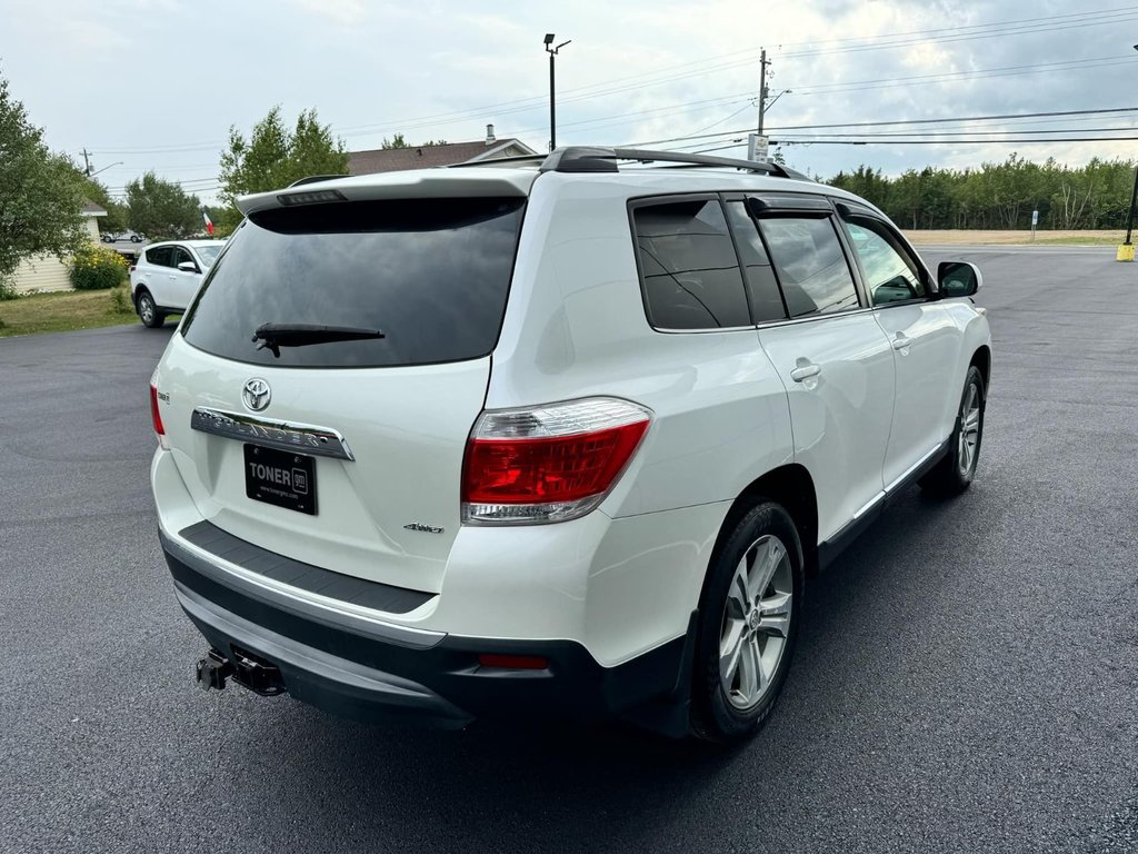 2013 Toyota Highlander Limited in Tracadie-Sheila, New Brunswick - 6 - w1024h768px