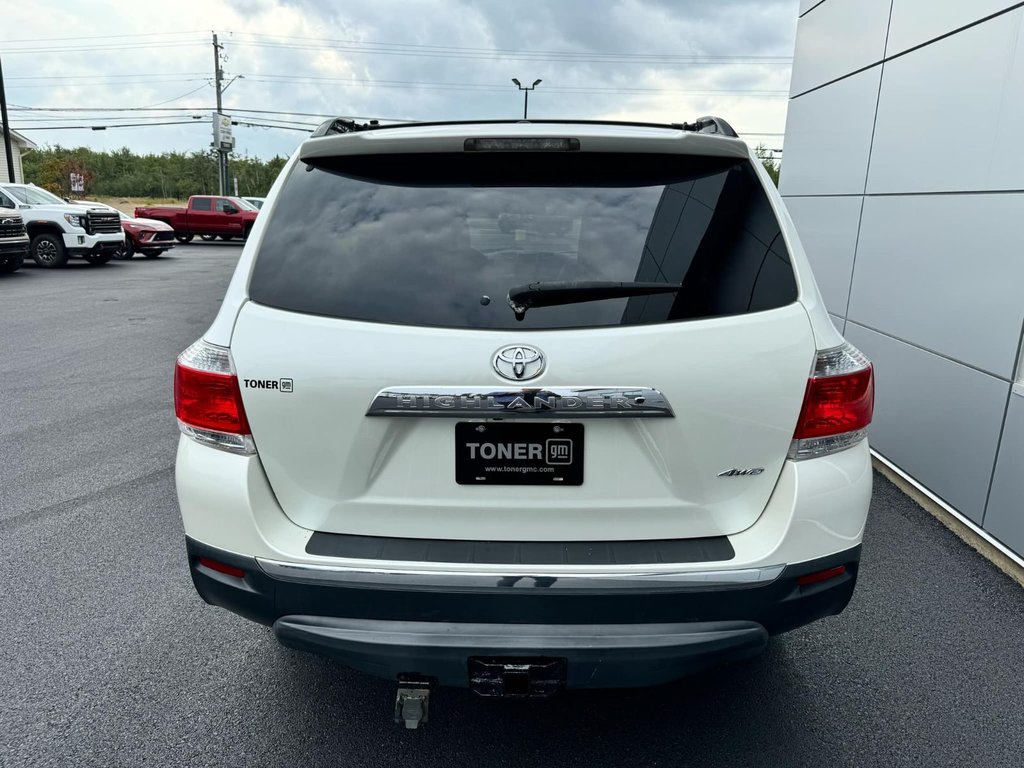 2013 Toyota Highlander Limited in Tracadie-Sheila, New Brunswick - 4 - w1024h768px