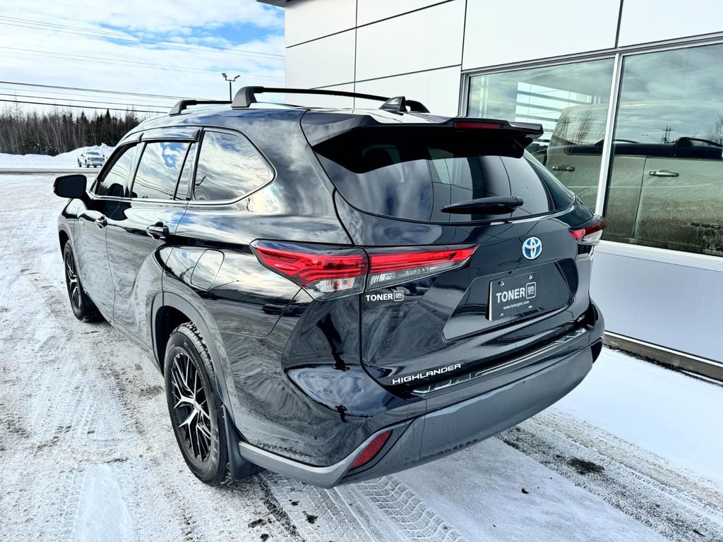 Toyota Highlander Hybrid XLE 2021 à Tracadie-Sheila, Nouveau-Brunswick - 4 - w1024h768px