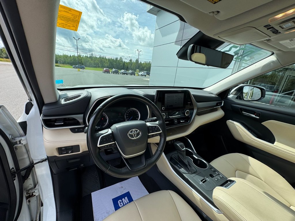 Toyota Highlander Hybrid XLE 2023 à Tracadie-Sheila, Nouveau-Brunswick - 12 - w1024h768px