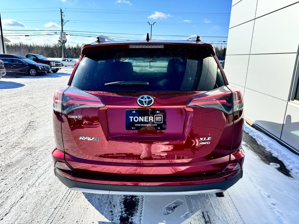 Toyota RAV4 XLE 2018 à Tracadie-Sheila, Nouveau-Brunswick - 4 - w1024h768px