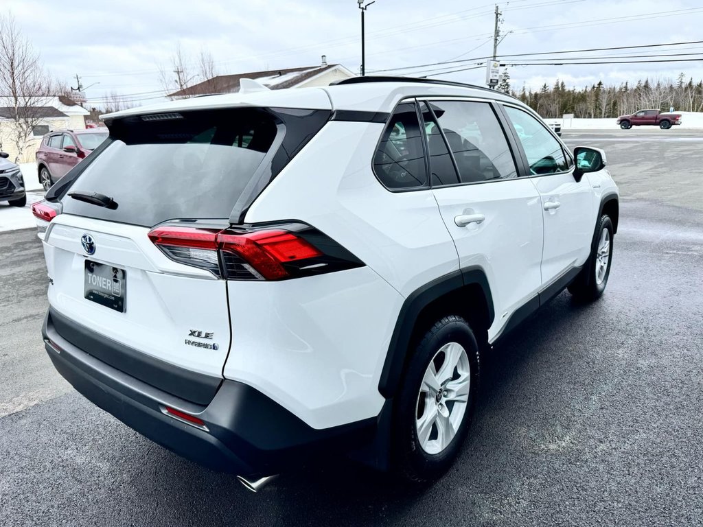 Toyota RAV4  2021 à Tracadie-Sheila, Nouveau-Brunswick - 4 - w1024h768px