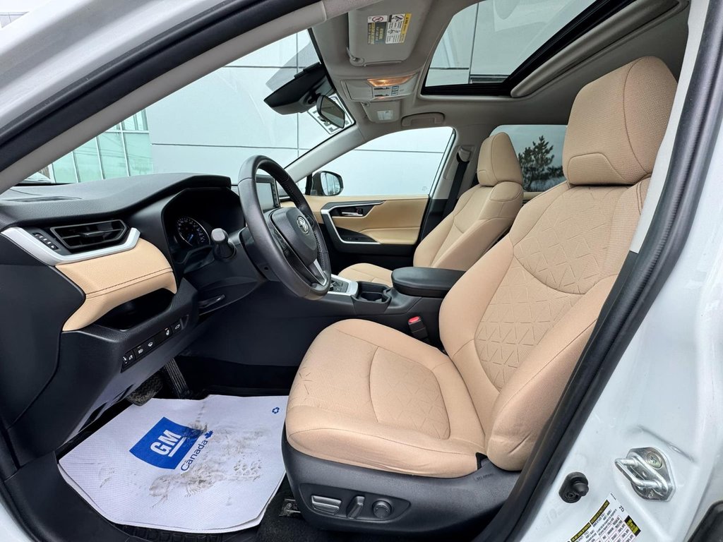 Toyota RAV4  2021 à Tracadie-Sheila, Nouveau-Brunswick - 9 - w1024h768px