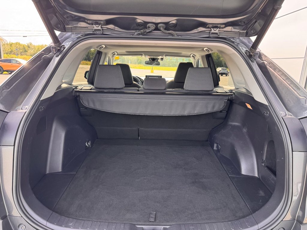 Toyota RAV4 XLE 2021 à Tracadie-Sheila, Nouveau-Brunswick - 9 - w1024h768px