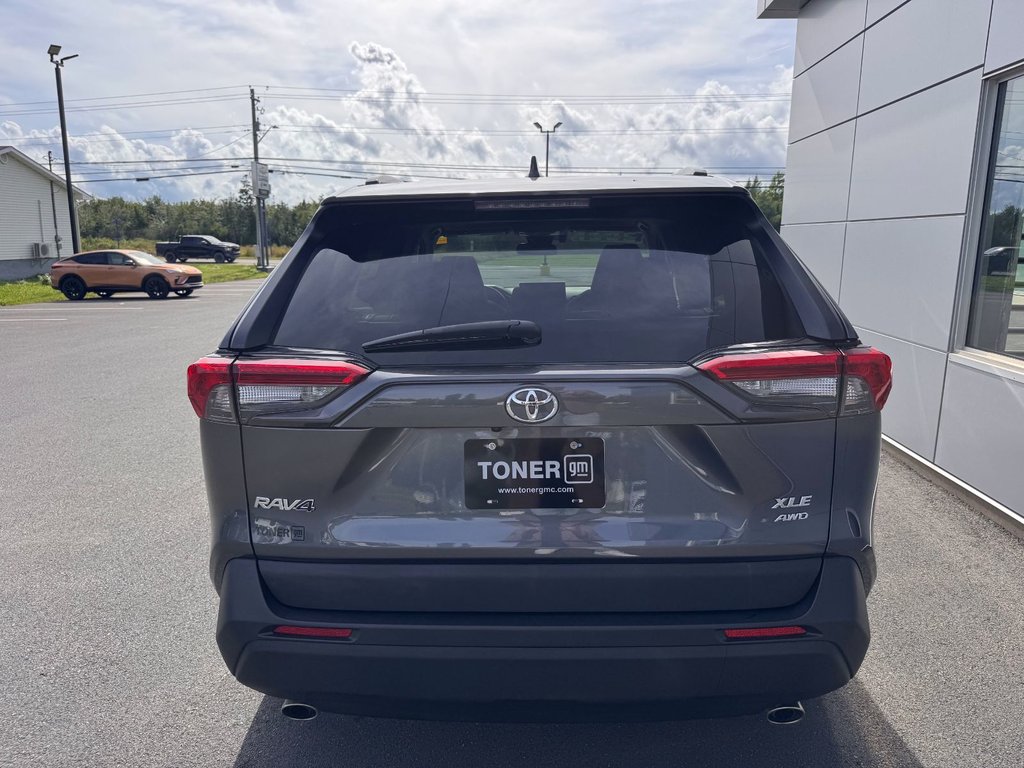 Toyota RAV4 XLE 2021 à Tracadie-Sheila, Nouveau-Brunswick - 7 - w1024h768px