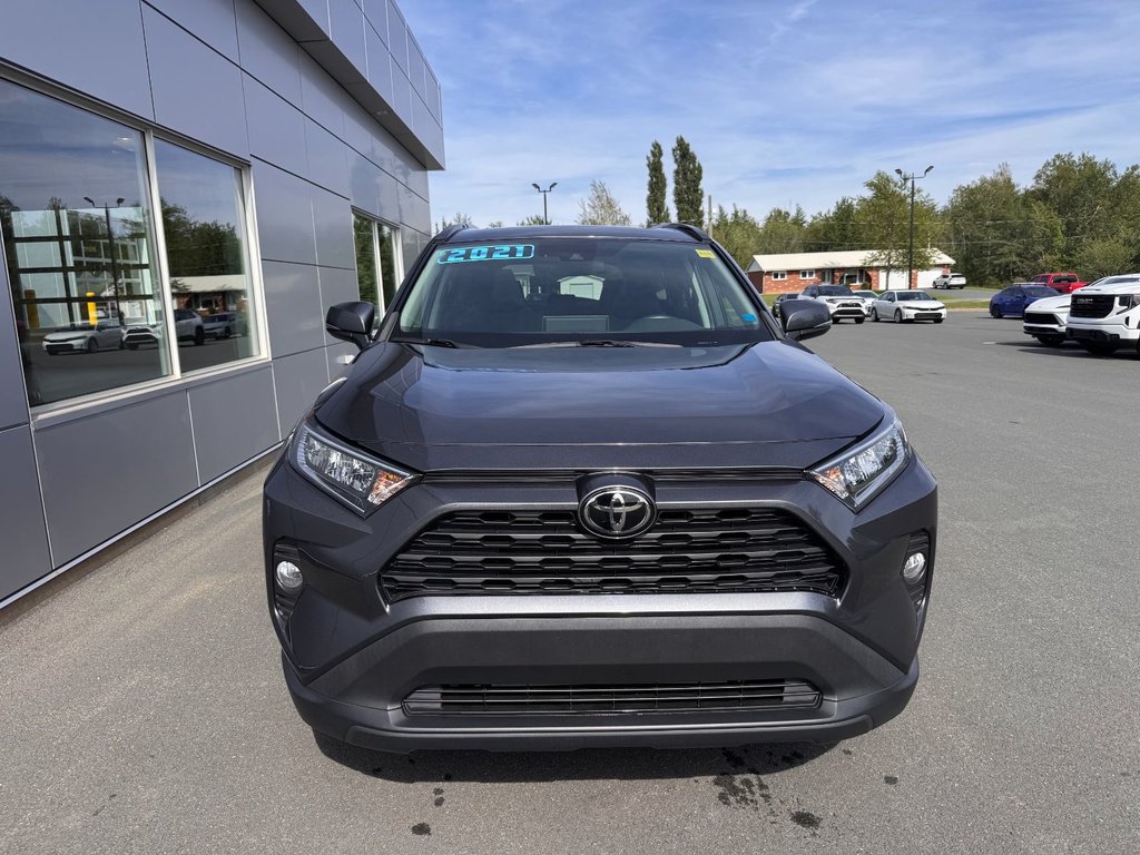 Toyota RAV4 XLE 2021 à Tracadie-Sheila, Nouveau-Brunswick - 2 - w1024h768px