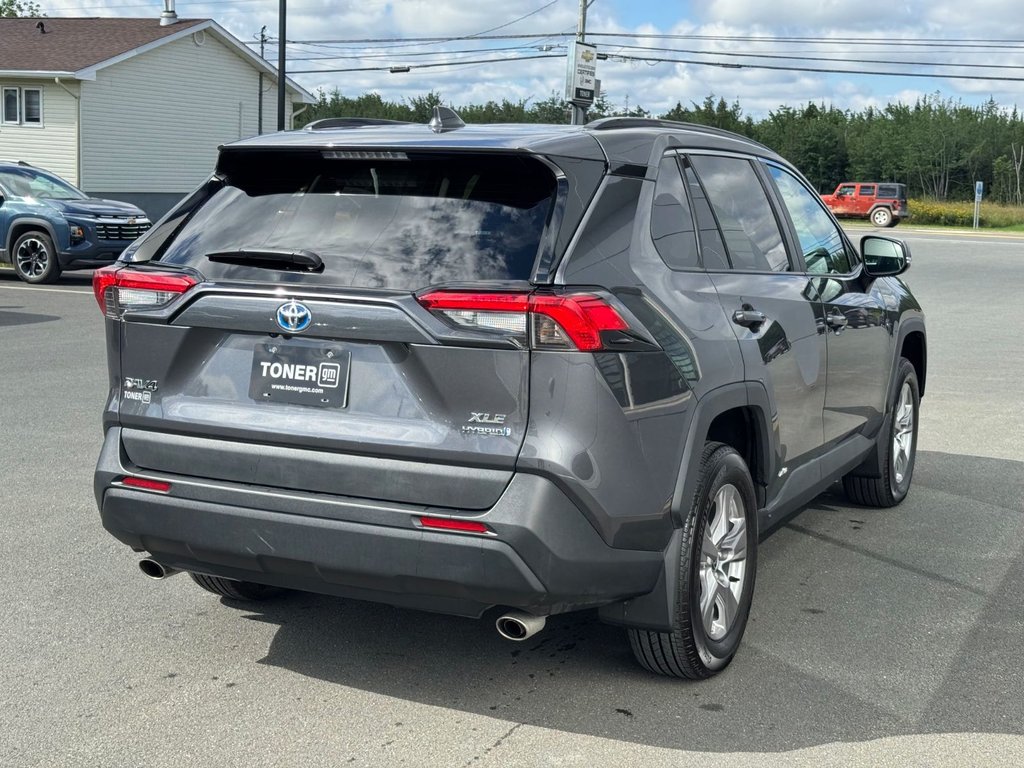 Toyota RAV4 Hybrid XLE 2023 à Tracadie-Sheila, Nouveau-Brunswick - 8 - w1024h768px