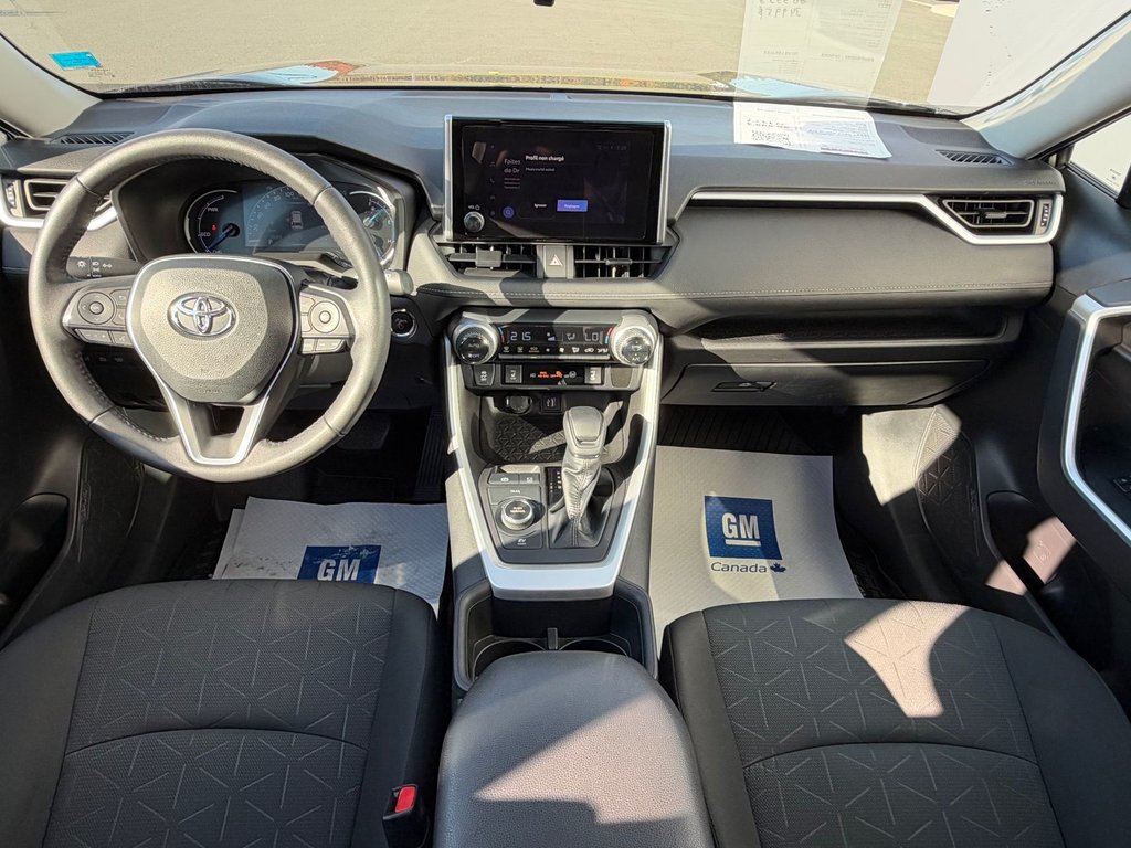 2023 Toyota RAV4 Hybrid XLE in Tracadie-Sheila, New Brunswick - 11 - w1024h768px