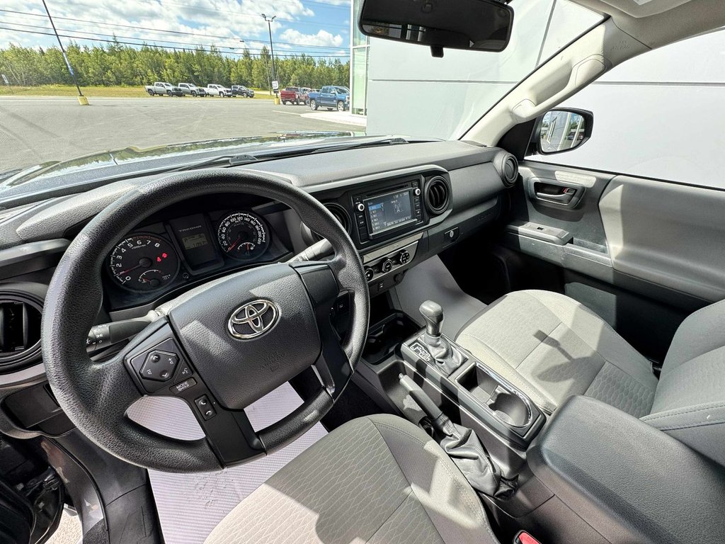 2016 Toyota Tacoma SR+ in Tracadie-Sheila, New Brunswick - 10 - w1024h768px