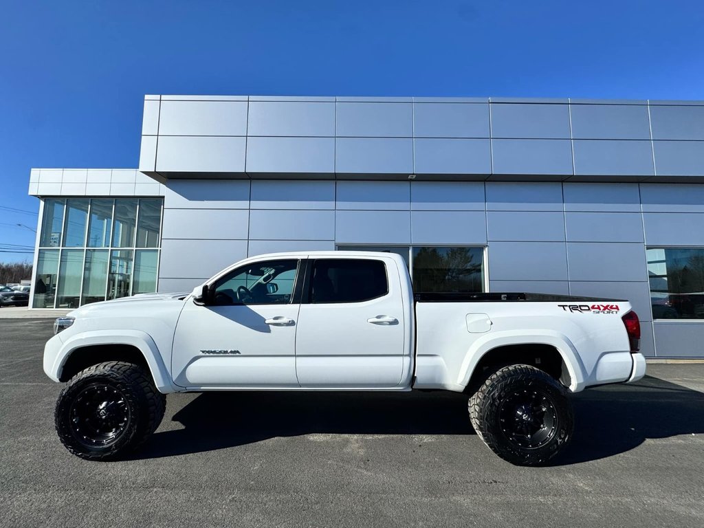 Toyota Tacoma SR5 2018 à Tracadie-Sheila, Nouveau-Brunswick - 4 - w1024h768px