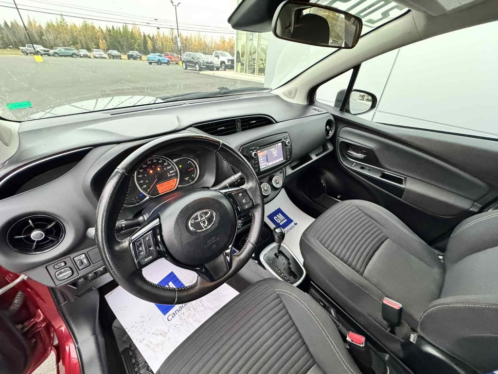 2019 Toyota Yaris Hatchback SE in Tracadie-Sheila, New Brunswick - 6 - w1024h768px