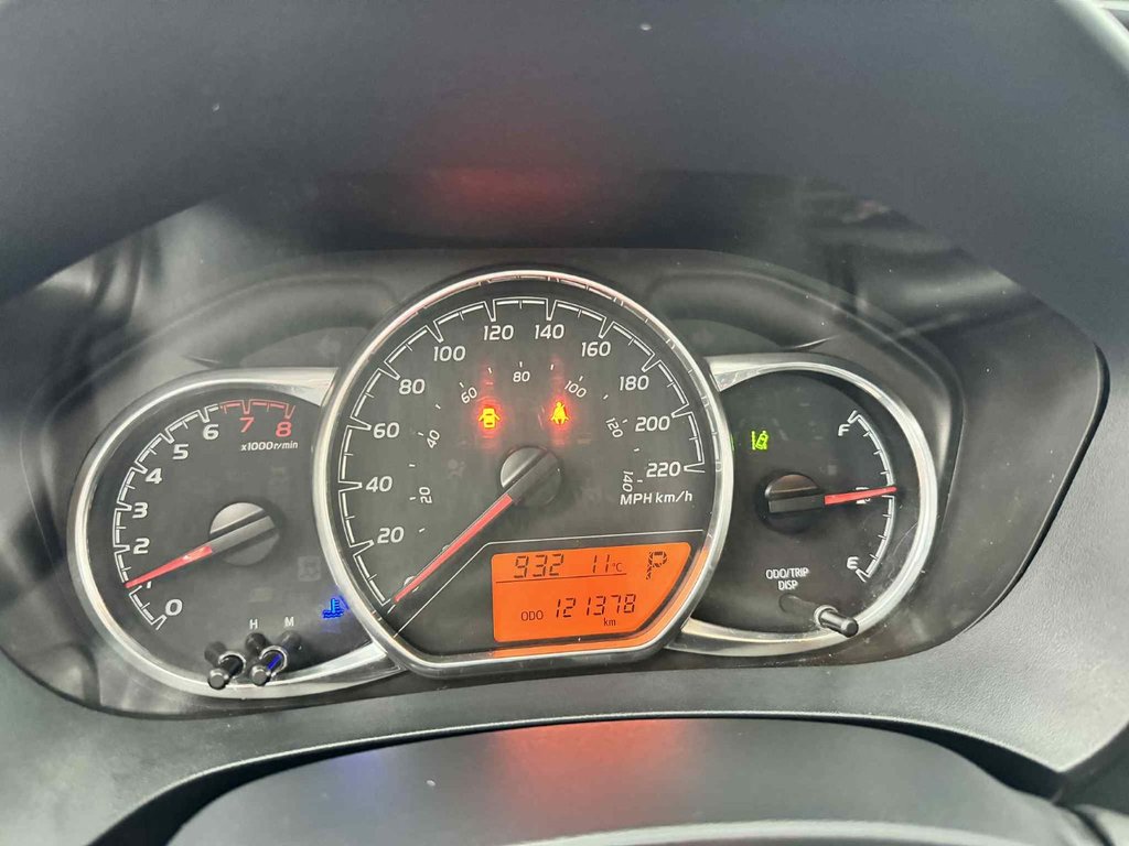 2019 Toyota Yaris Hatchback SE in Tracadie-Sheila, New Brunswick - 9 - w1024h768px