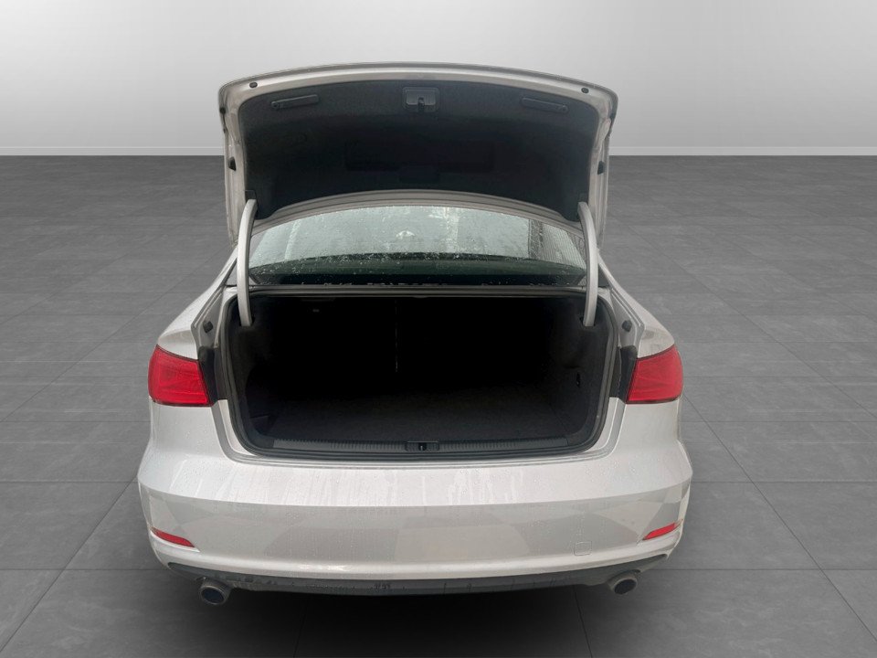 2015 Audi A3 2.0T Progressiv, keyless entry, Cruise control, BT in COLDBROOK, Nova Scotia - 16 - w1024h768px